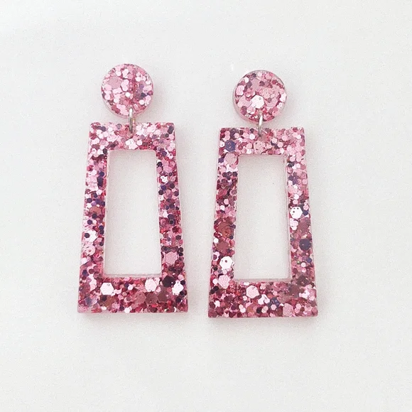 Prime style equipment to gear up for the wet days 20 m wp 6277d5df163df41edaa9b7a4